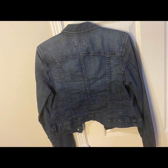 Blue jeans jacket with embroidered pockets - Picture 4 of 4